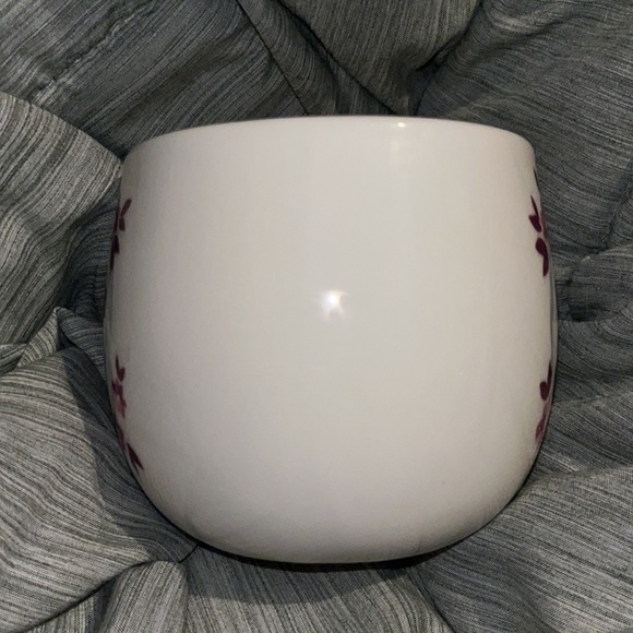 Porcelain “have courage to be kind” mug Threshold - Picture 5 of 7